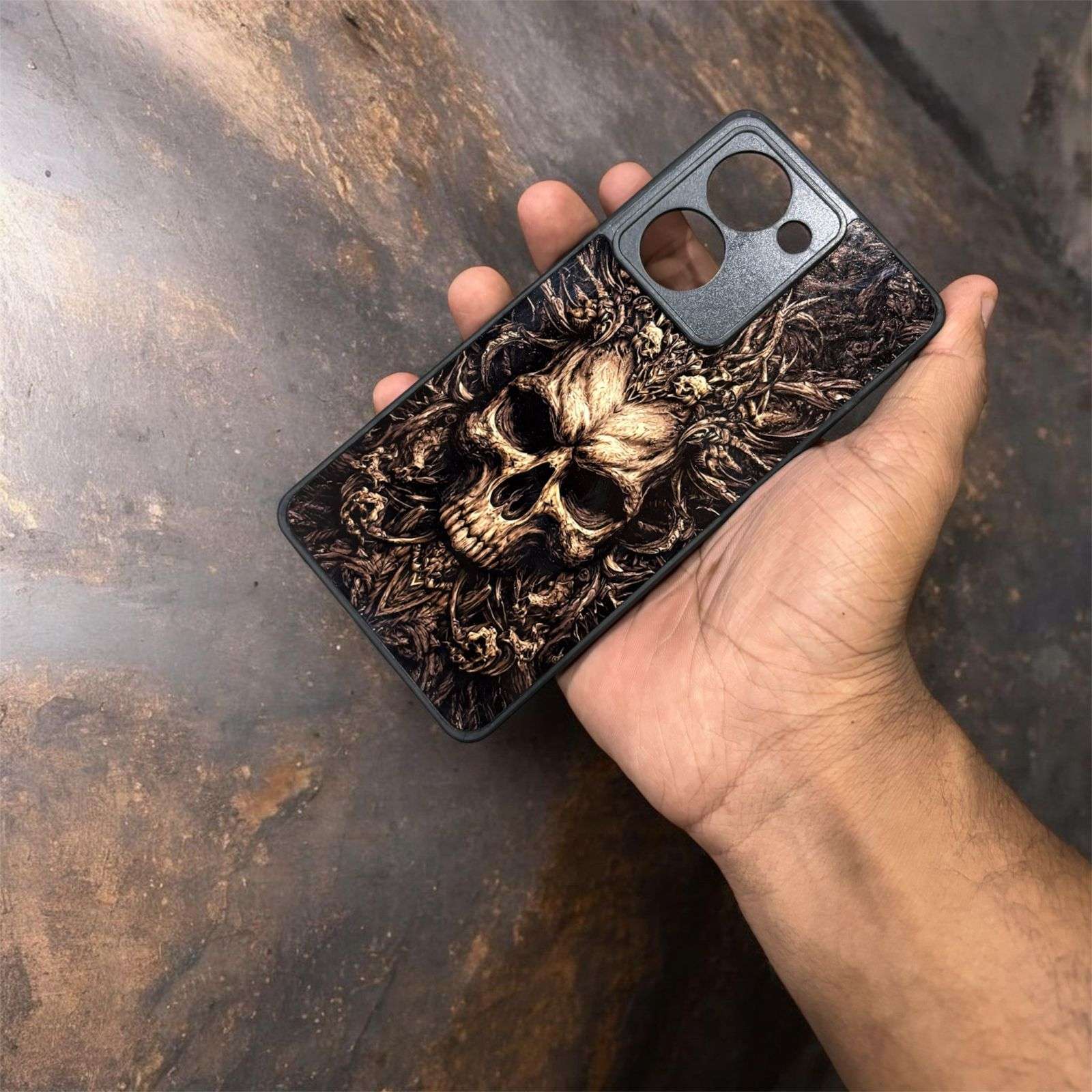 Shadow Relic Skull Case